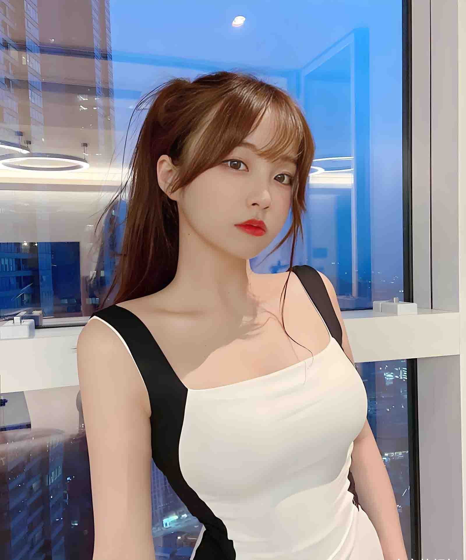 广东抖音网红 明日花绮伦 被金主调教视频流出 38E巨乳 水蛇腰 蜜桃臀 身材真是极品 无套爆操 视觉盛宴 广东抖音网红 明日花绮伦 被金主调教视频流出 38E巨乳 水蛇腰 蜜桃臀 身材真是极品 无套爆操 视觉盛宴