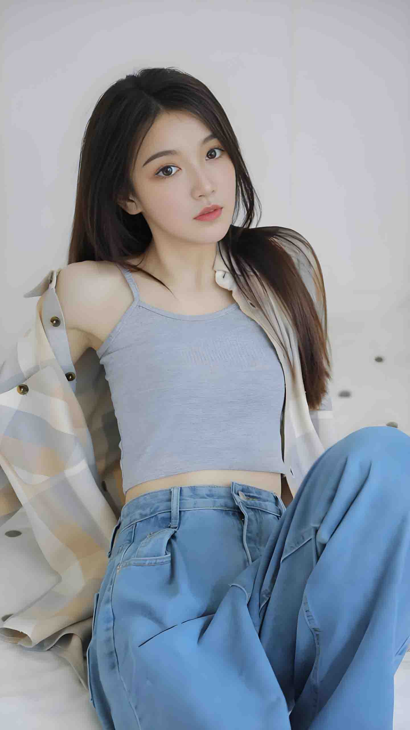 AI换脸电视剧《狂飙》中孟钰 饰演者李一桐 意淫女神的机会这不就来了吗? AI换脸电视剧《狂飙》中孟钰 饰演者李一桐 意淫女神的机会这不就来了吗?